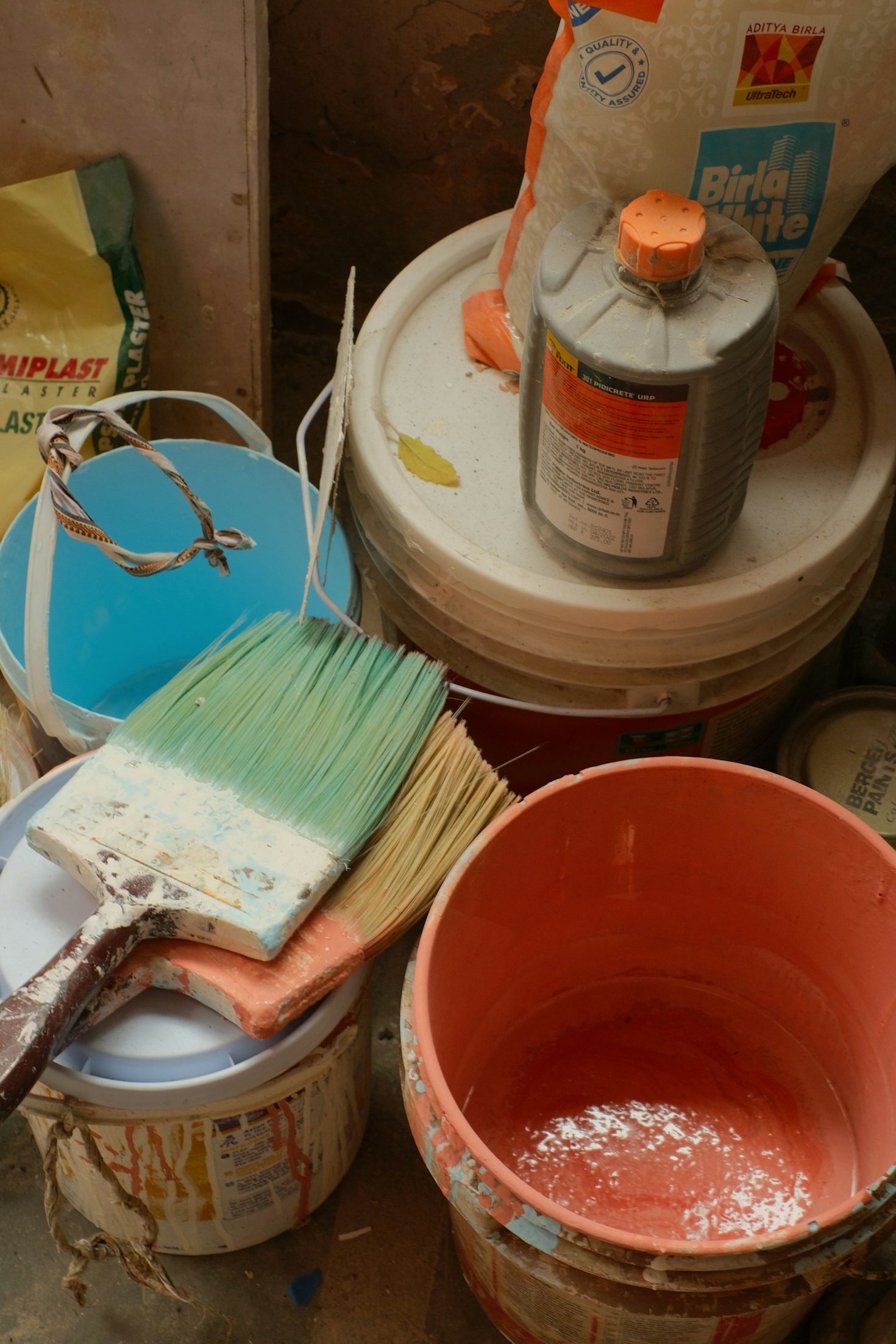 How Guided Painting Boosts Creativity and Confidence